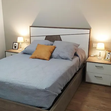 Angus Etxea Apartament *